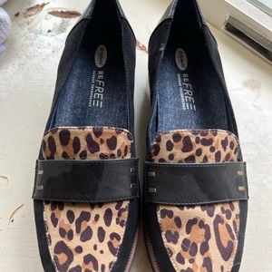 Dr. Sholls Be Free leopard print loafers